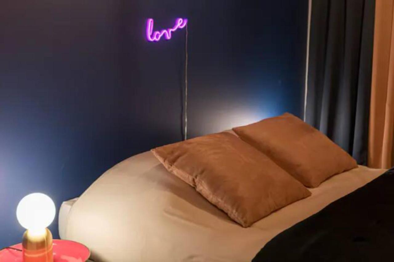 Suite Marilyn Monroe - 7P avec Jacuzzi Privé Montry Extérieur photo