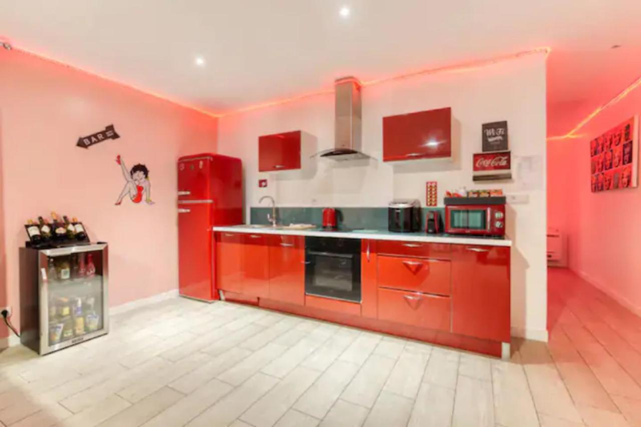 Suite Marilyn Monroe - 7P avec Jacuzzi Privé Montry Extérieur photo